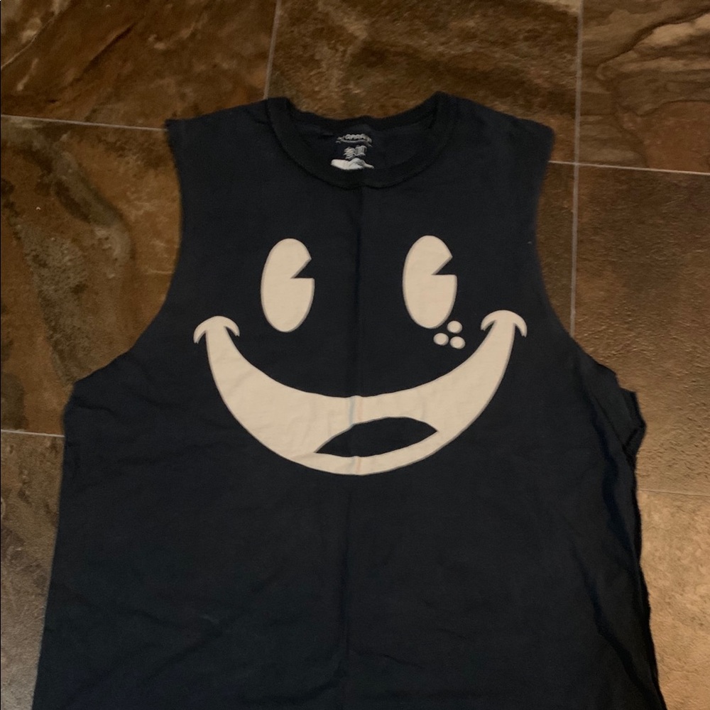 Drop dead smiley shirt